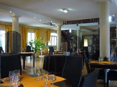 Le Clos De L'aube Rouge - Montpellier / Le Lez מלון קסטלנאו-לה-לז